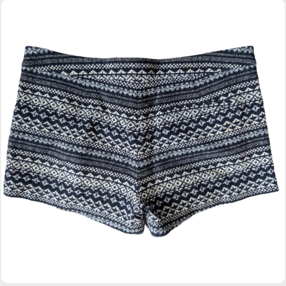REVOLVE Joie Merci Aztec Print Knit Shorts Size 6 Navy Blue Cream Pattern Boho - Picture 5 of 10